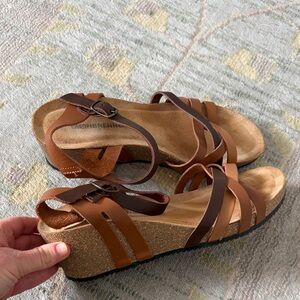 Weinbrenner Leather Wedge Sandals- 39